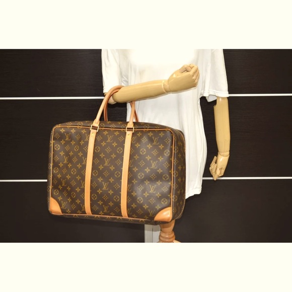 Louis Vuitton Handbags - Authentic Louis Vuitton